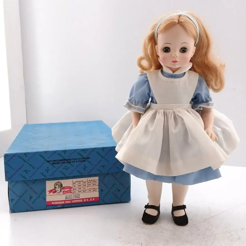 Madame Alexander Alice In Wonderland #1552 Vintage Collectable Doll